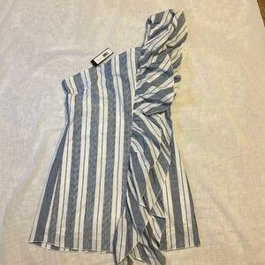 Romeo & Juliet couture one shoulder ruffle dress